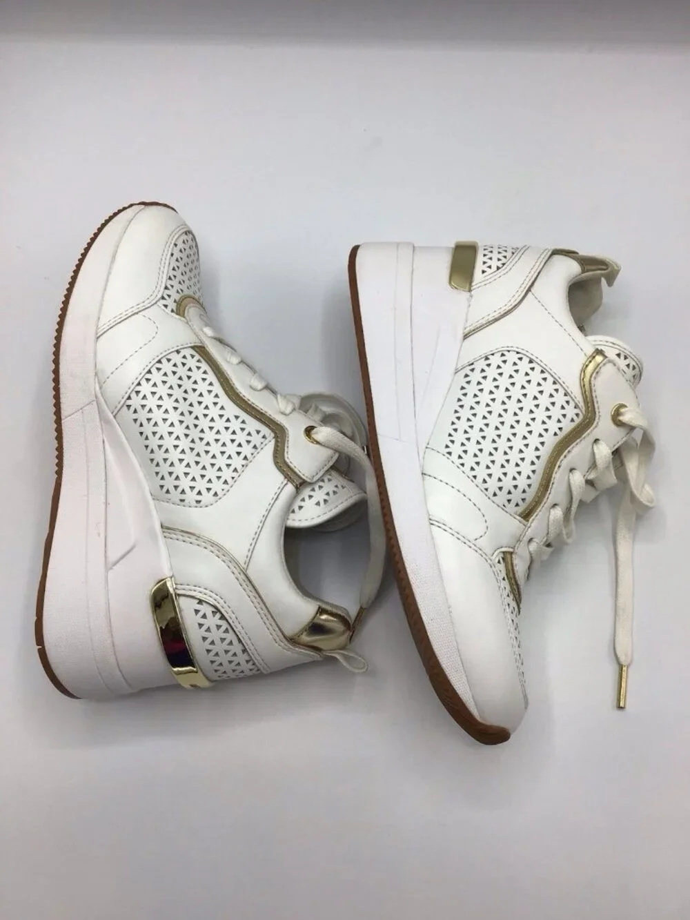 MICHAEL KORS WOMEN'S WEDGE PLATFORM TRAINER SNEAKERS SIZE 7M NEW